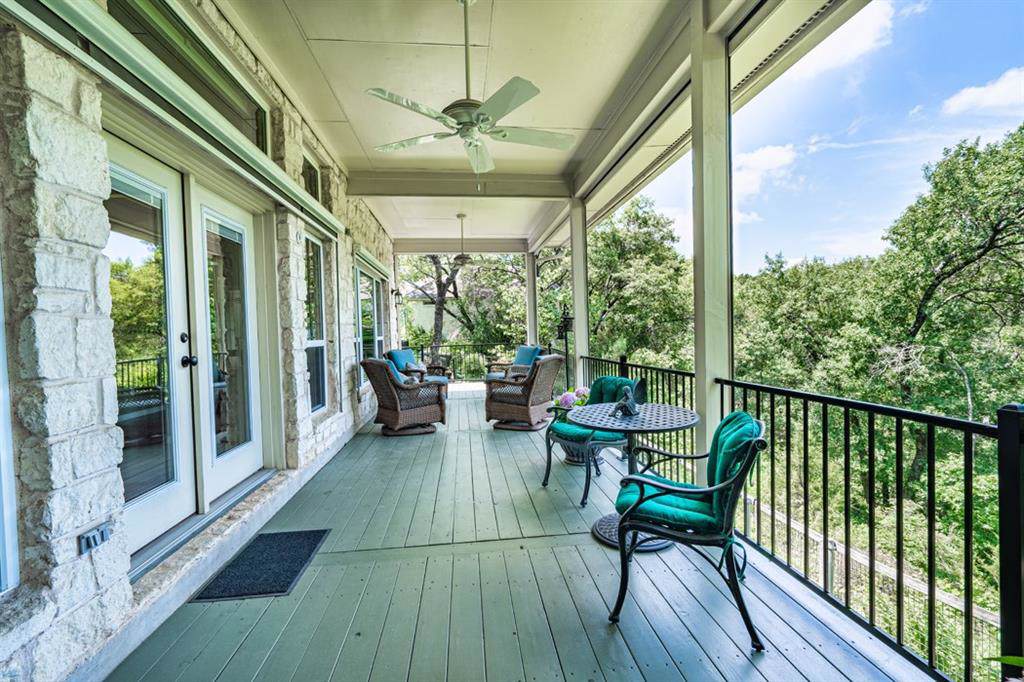 404 Ridge Cir - Photo 1