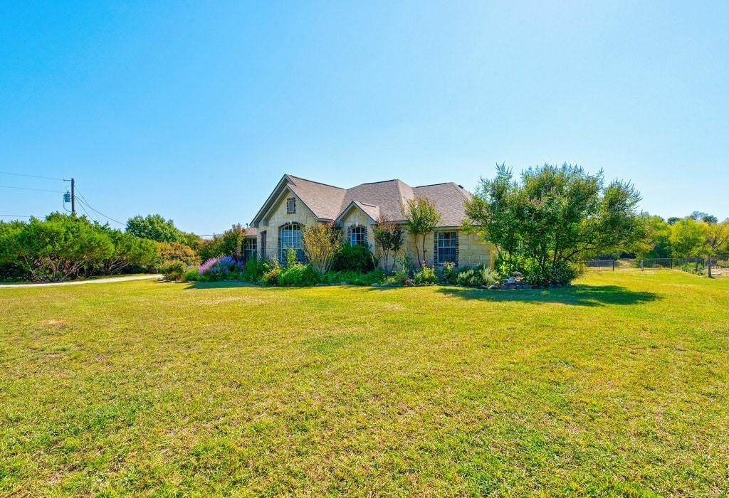 250 Quarterhorse Dr - Photo 1