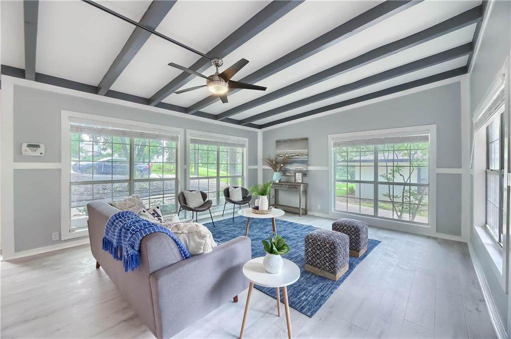 1609 Sylvan Dr - Photo 1