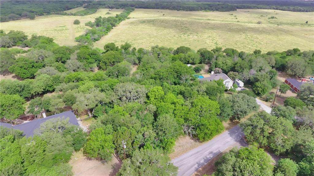 106 Poplar Dr - Photo 1