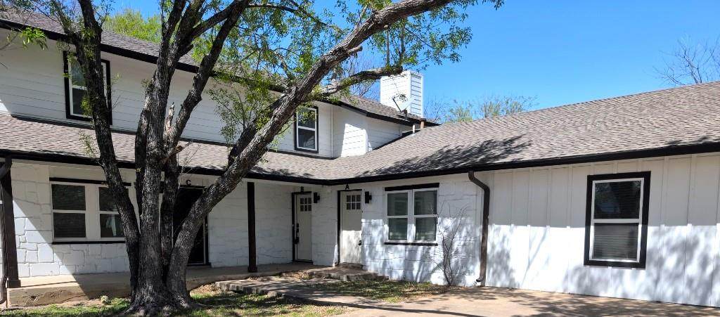 3413 Lynridge Dr - Photo 1