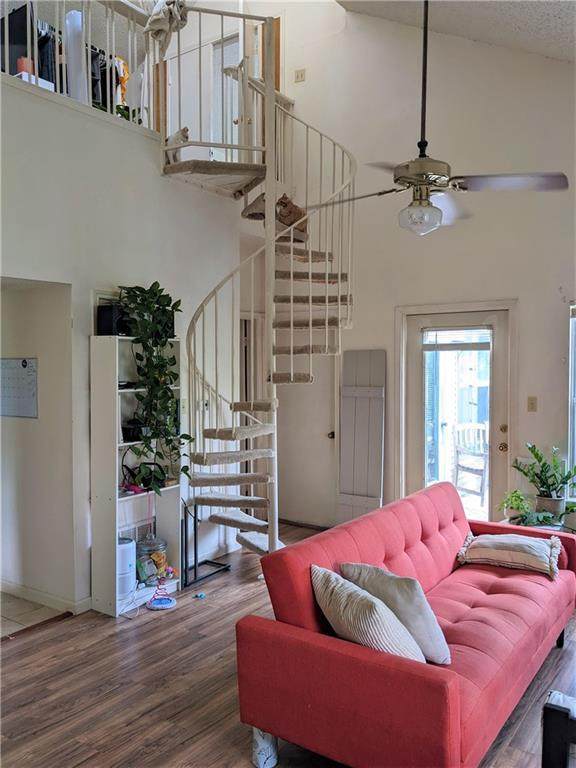 3115 Tom Green St - Photo 1
