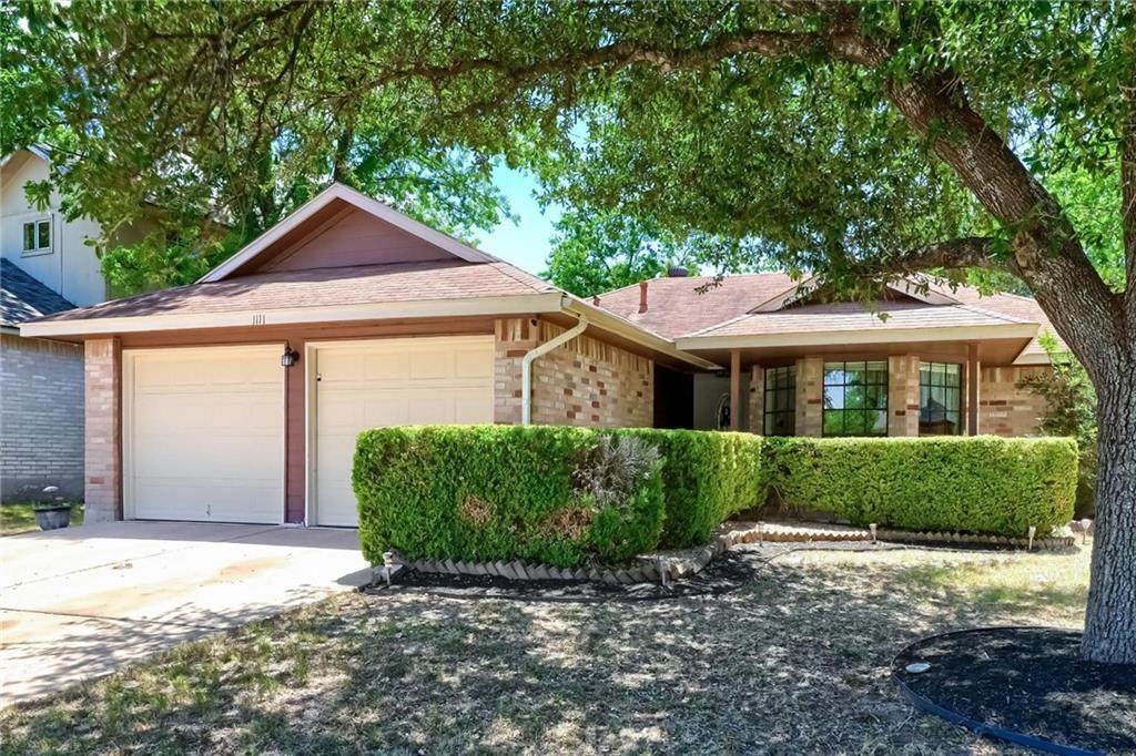 1111 Batavia Dr - Photo 1