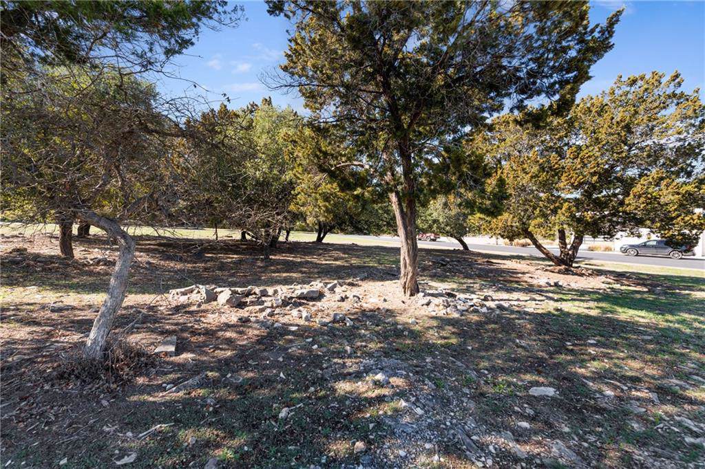 200 Overlook Ct - Photo 1