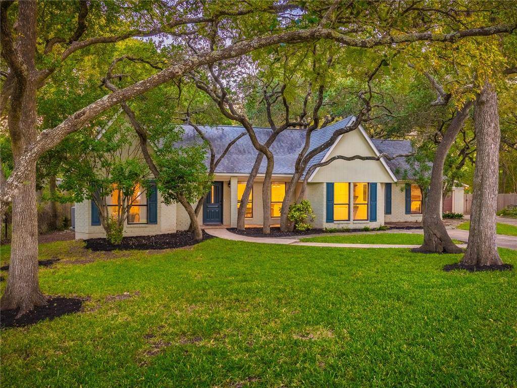 9407 Arch Hill Cir - Photo 1