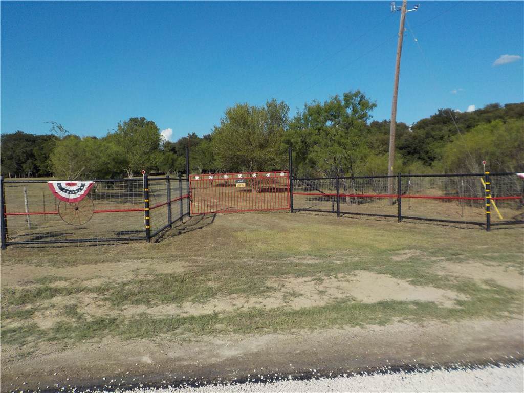 5315 Old Colony Line Rd - Photo 1