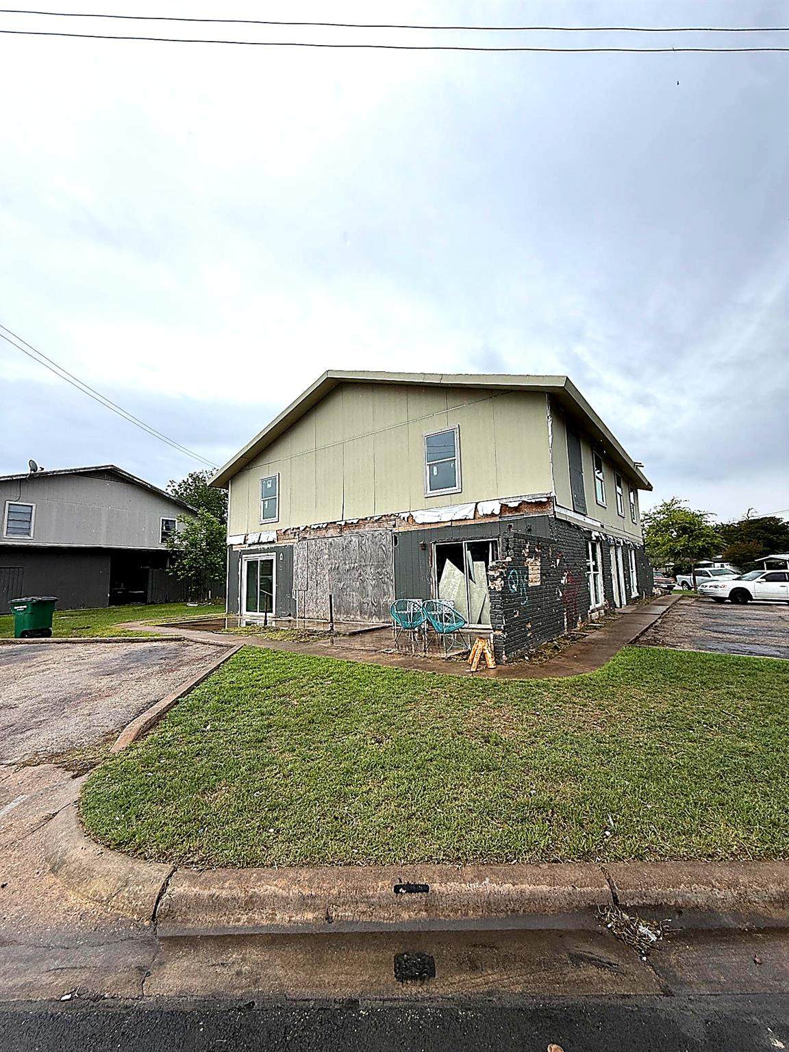 https://bt-photos.global.ssl.fastly.net/austin/1280_boomver_1_4204181-2.jpg