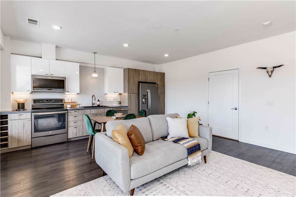 4361 Congress Ave - Photo 1