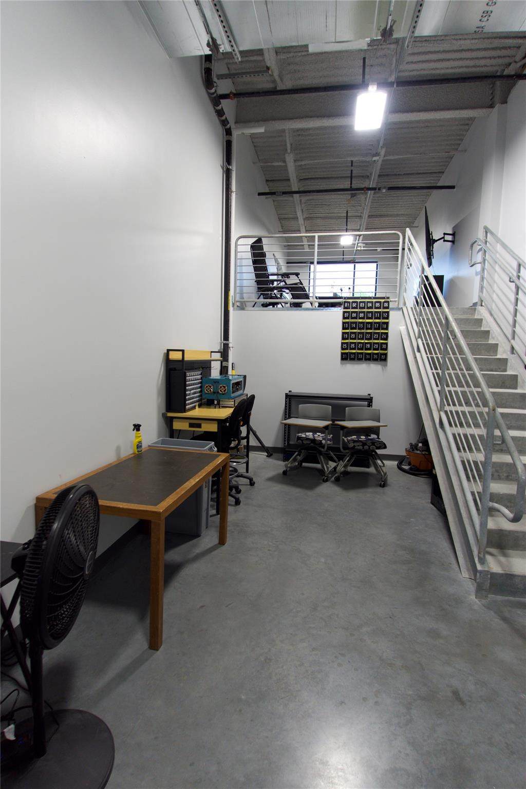 https://bt-photos.global.ssl.fastly.net/austin/1280_boomver_1_4229060-2.jpg