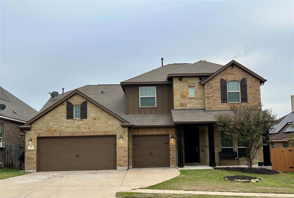 221 Mandana St - Photo 1