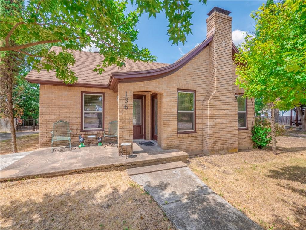 136 South St - Photo 1