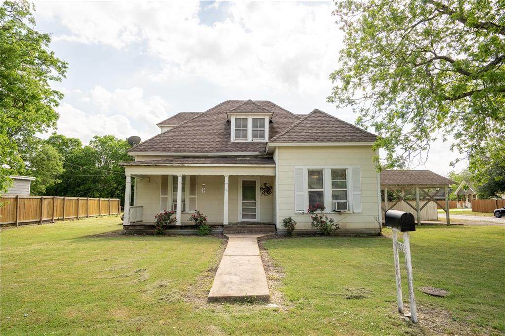 1319 Grace St - Photo 1