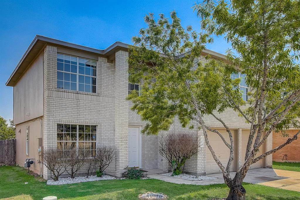 1706 Willow Bluff Dr - Photo 1