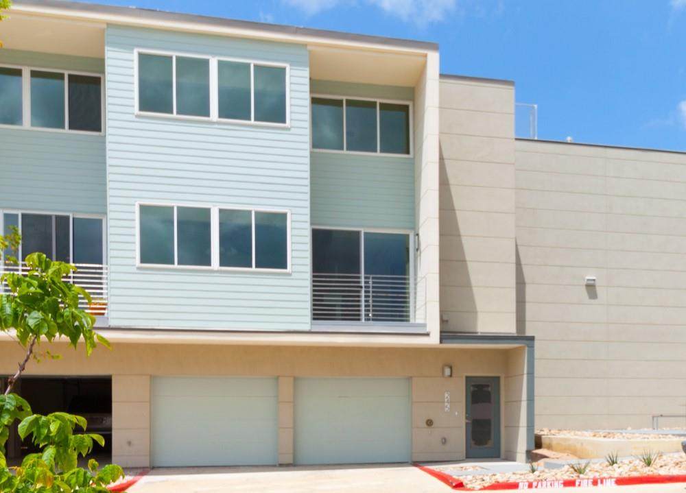 604 Bluff Dr - Photo 1