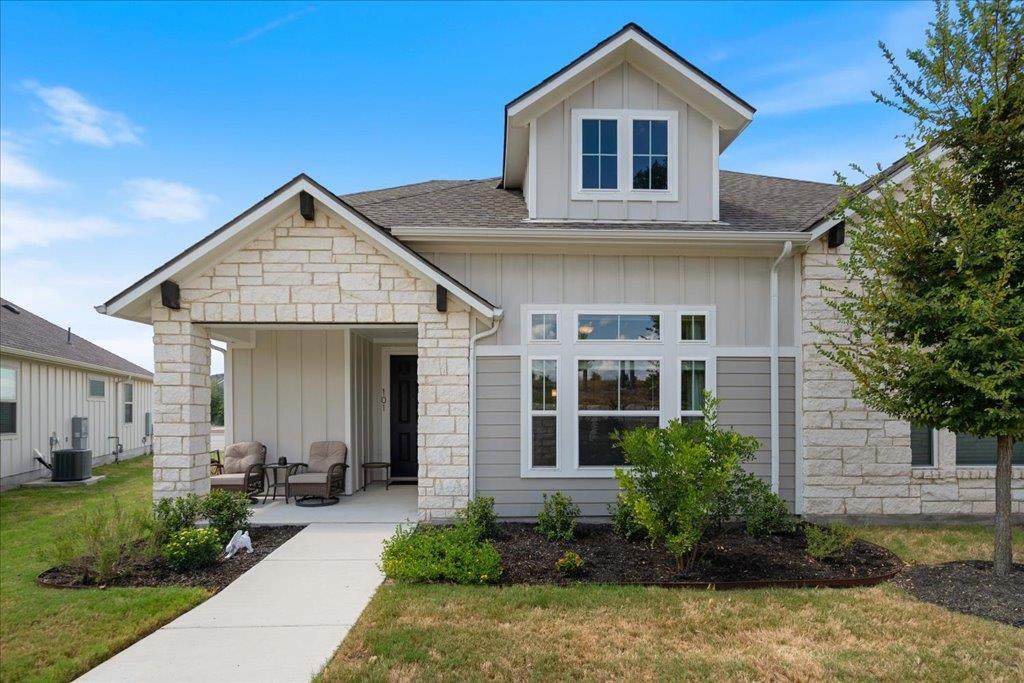 220 Bolivar Way - Photo 1