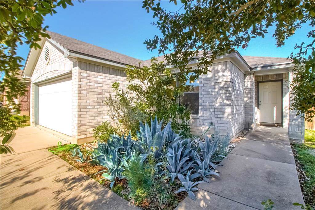 403 Blanco Woods Blvd - Photo 1