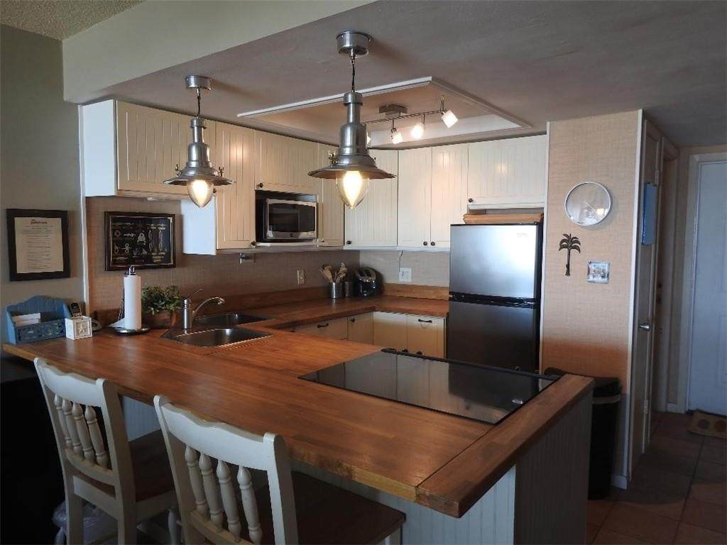 14810 Windward Dr - Photo 1