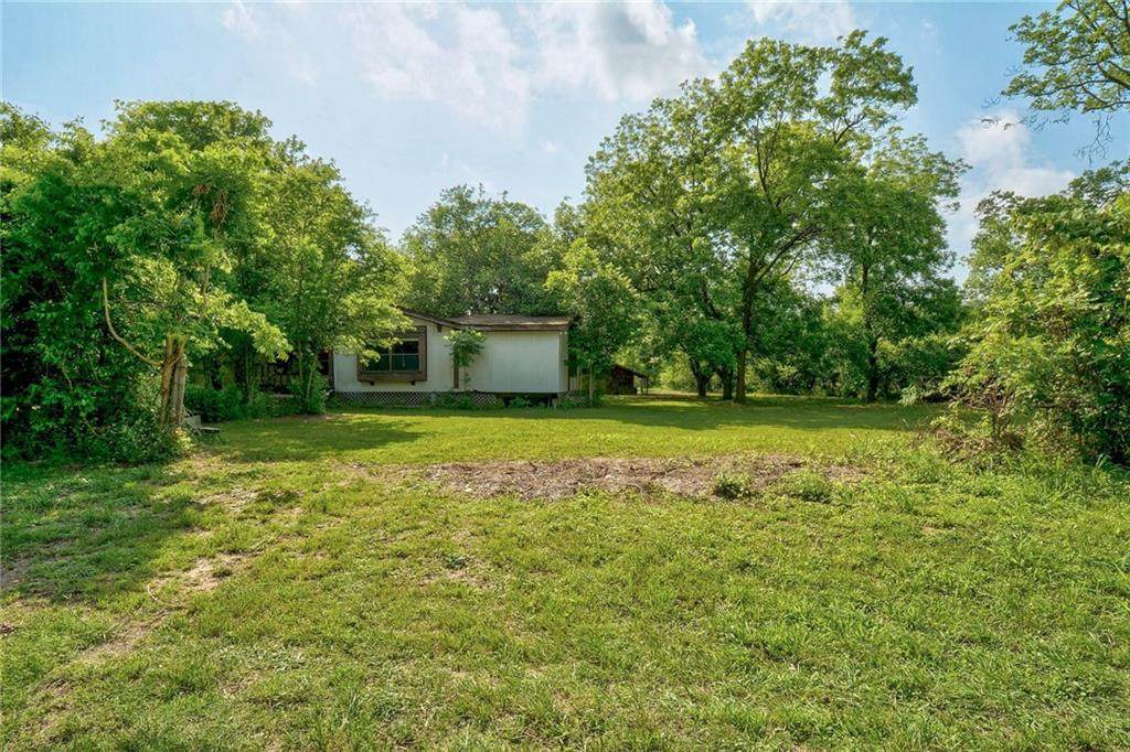 2101 Man O War Dr - Photo 1