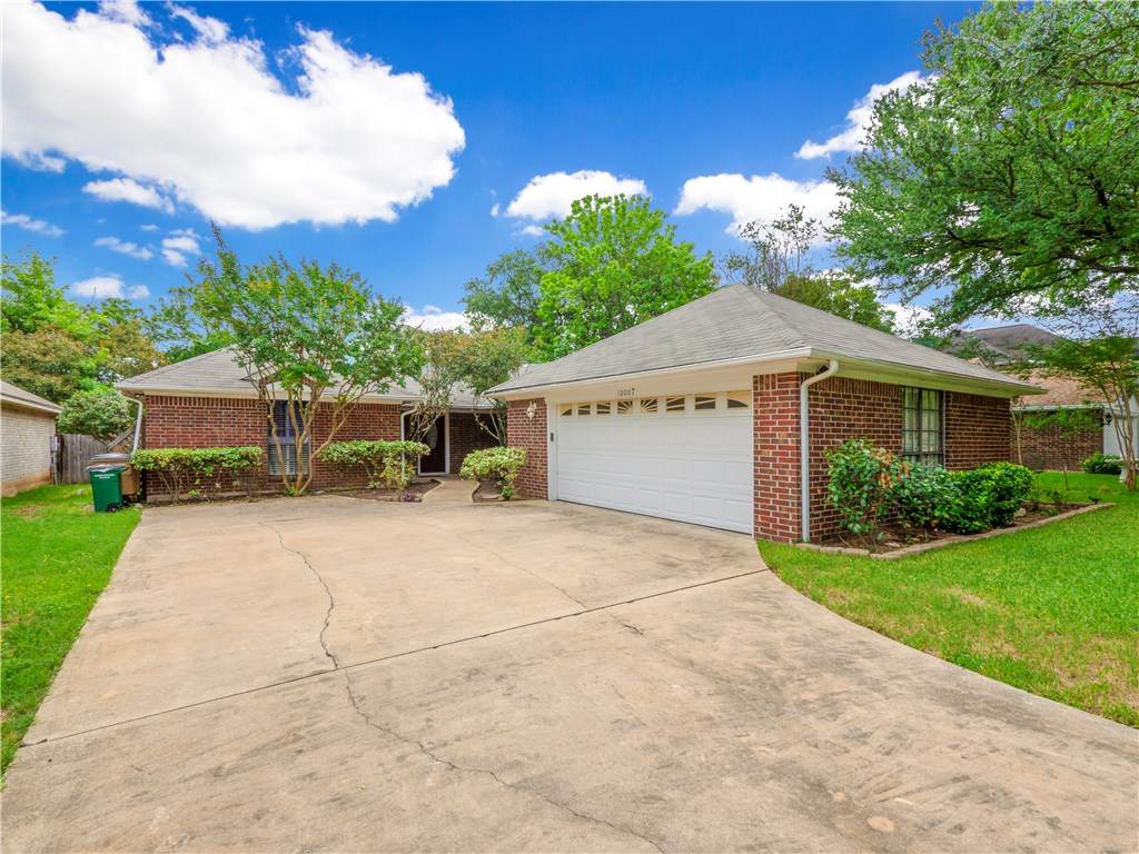 10007 Brantley Bnd - Photo 1