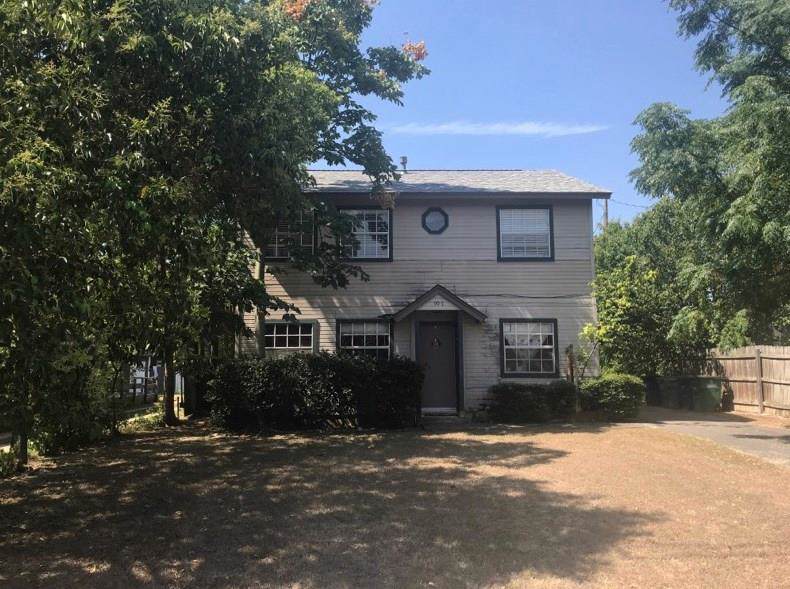 907 Taulbee - Photo 1