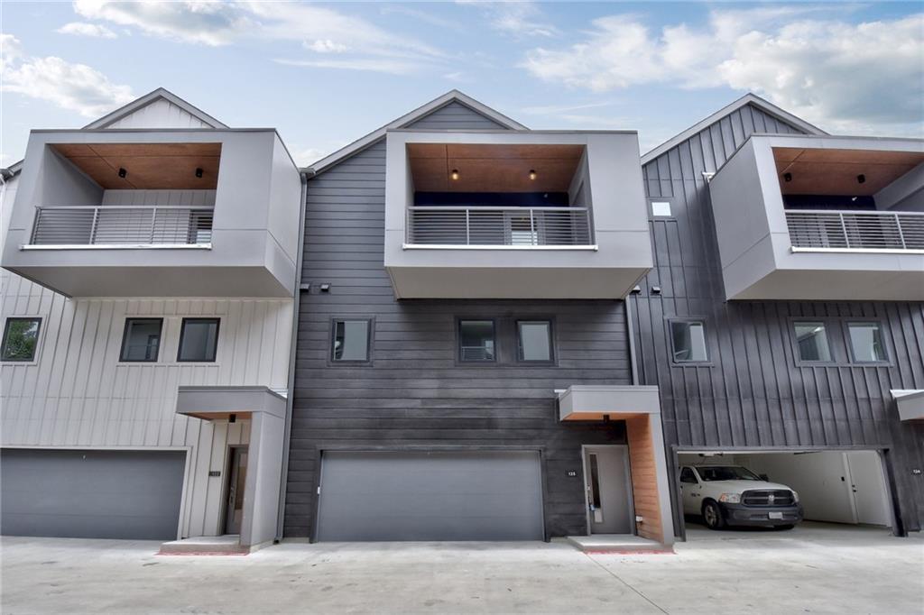 5924 Congress Ave - Photo 1