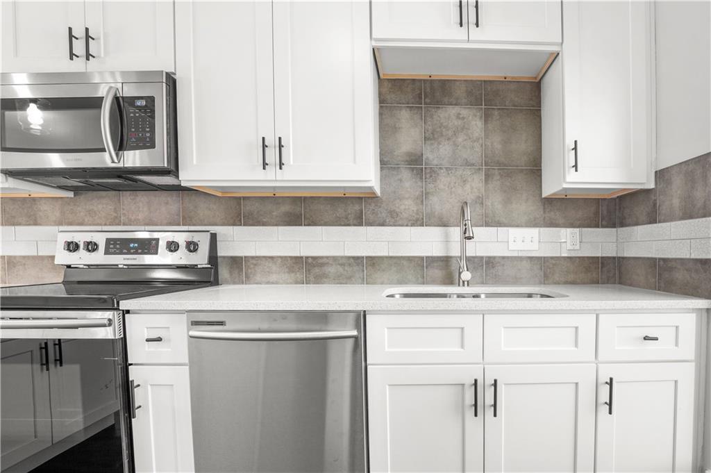 3820 Southway Dr - Photo 1
