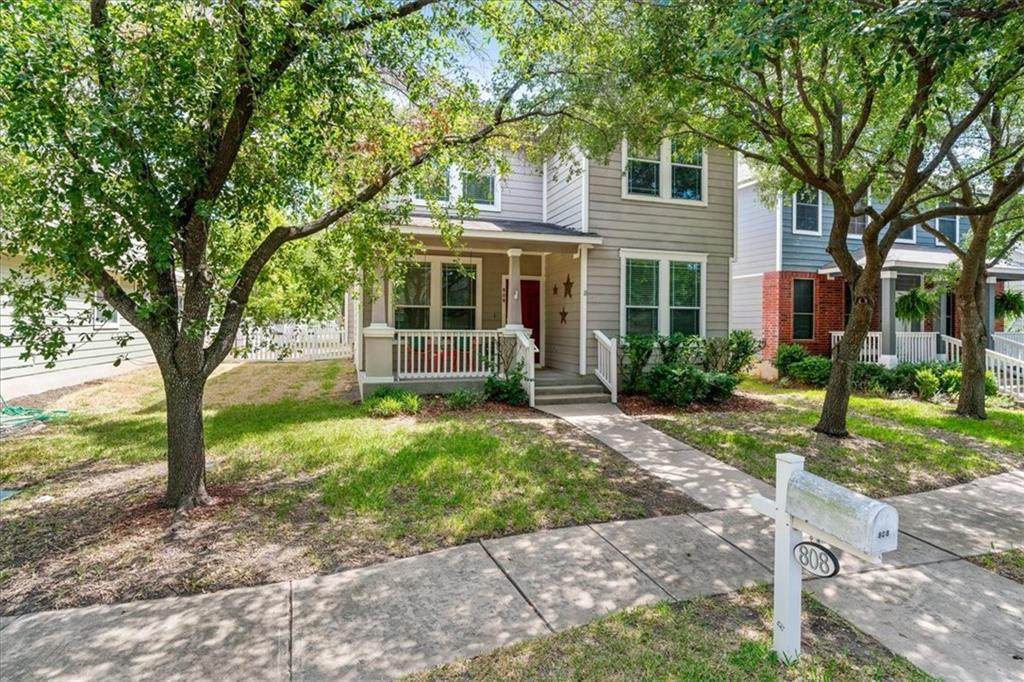 808 Truman Ln - Photo 1