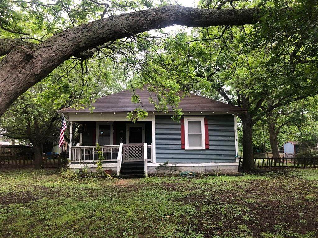 401 Mcsweeney St - Photo 1
