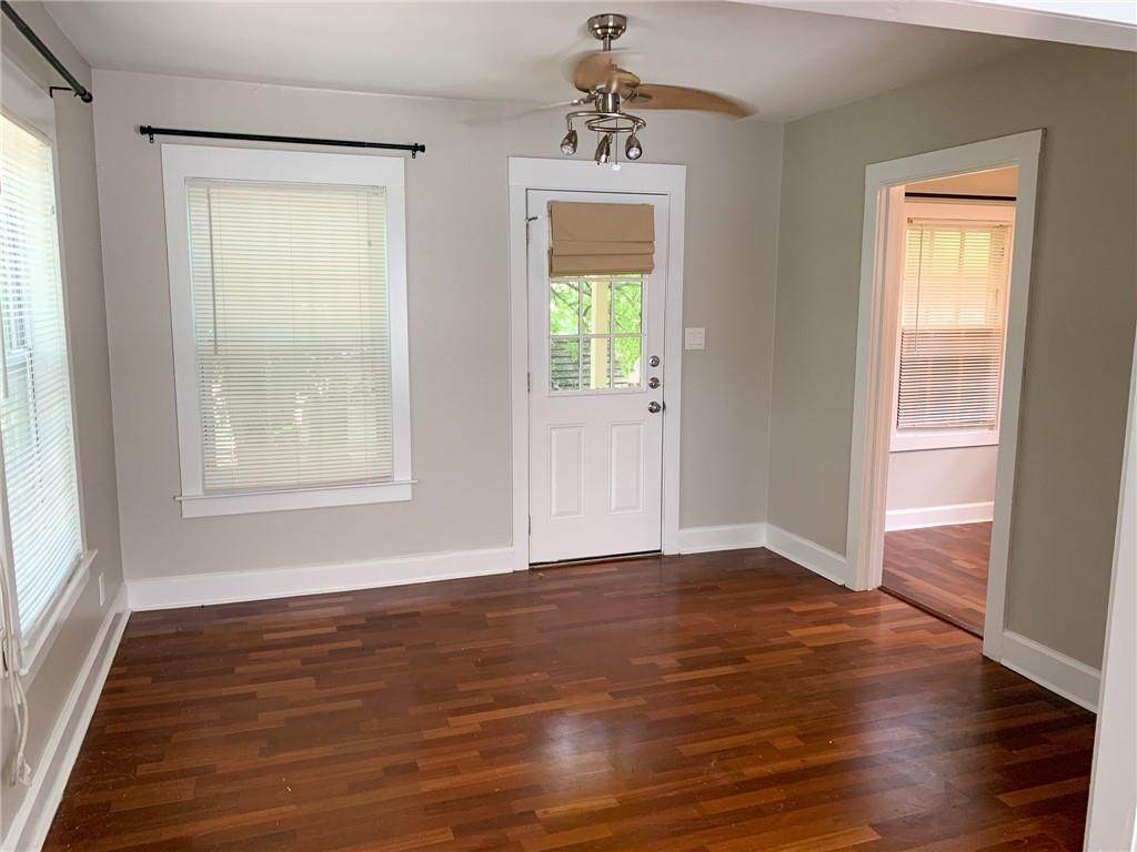 505 Zennia St - Photo 1