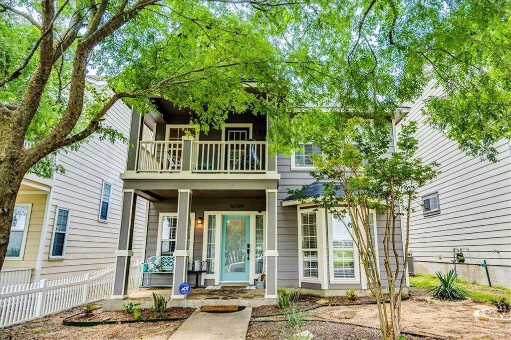 6134 Hartson - Photo 1
