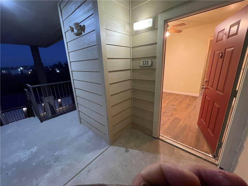 2320 Gracy Farms Ln - Photo 1