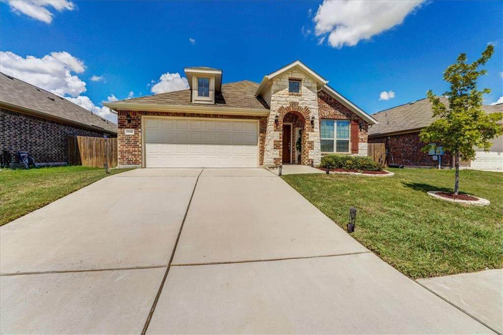 13016 Kearns Dr - Photo 1