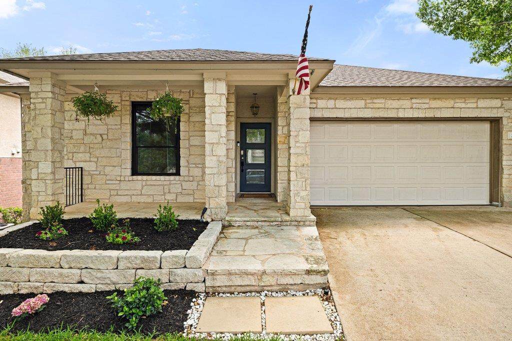 2720 Cascade Falls Dr - Photo 1