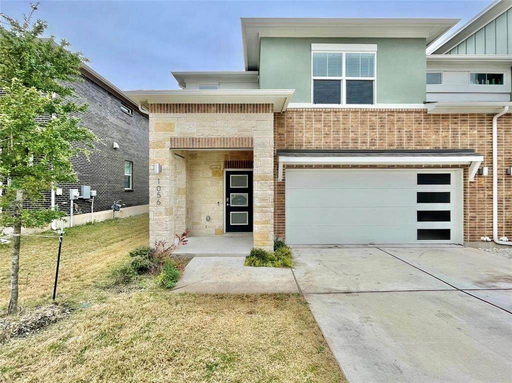 1056 Winnsboro Loop - Photo 1