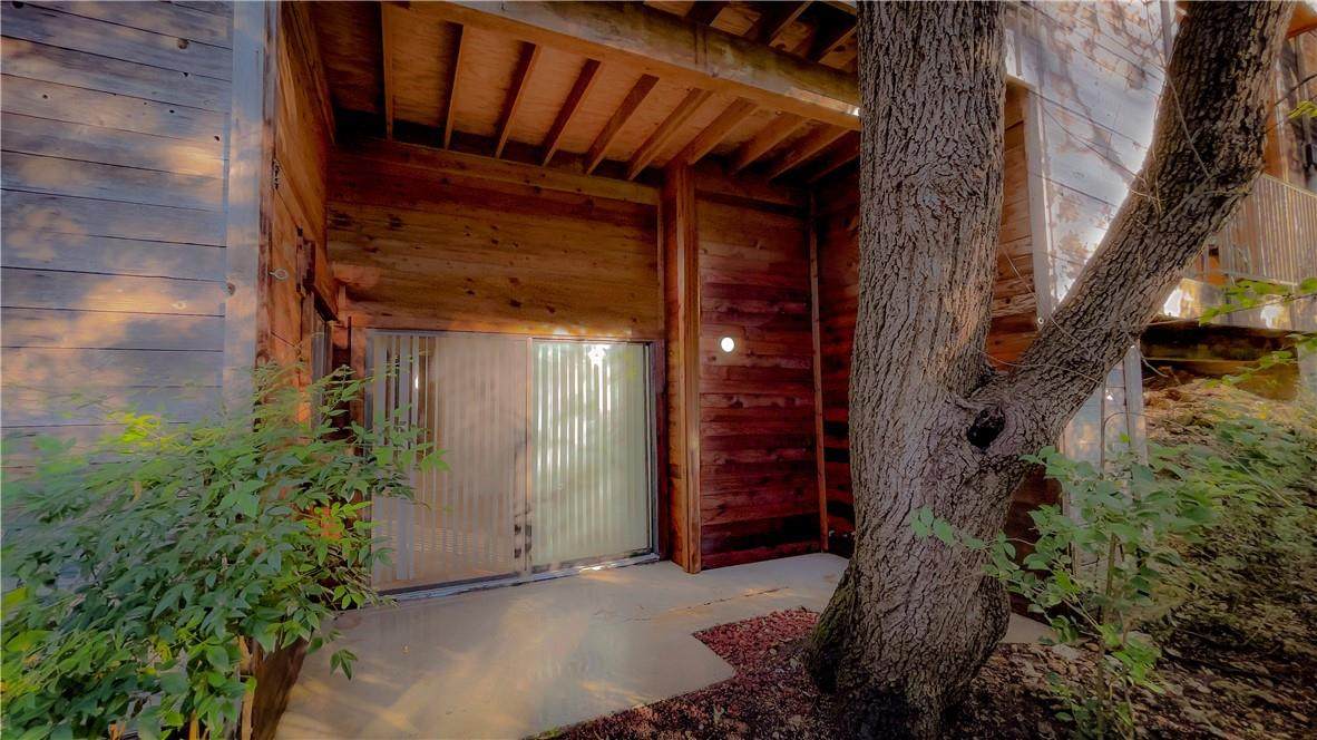 8200 Neely Dr - Photo 1