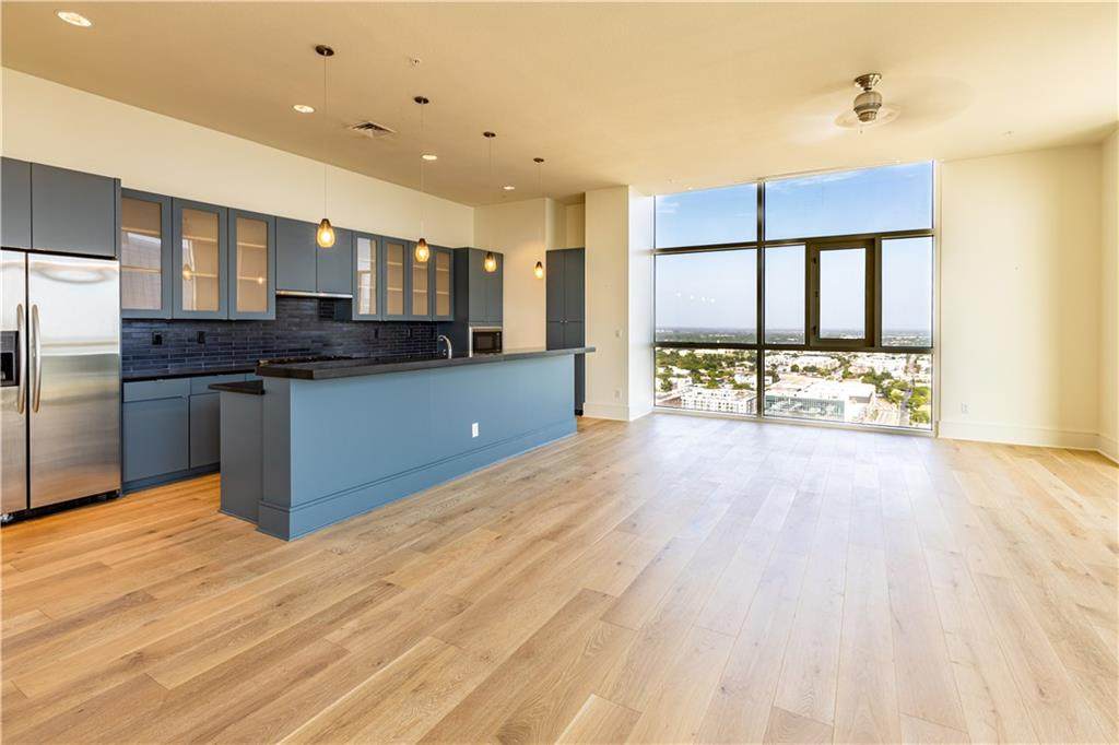 555 5th St - Photo 1