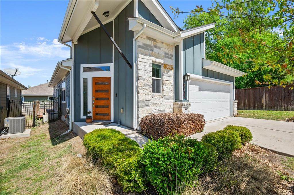 7208 Lysander Ct - Photo 1