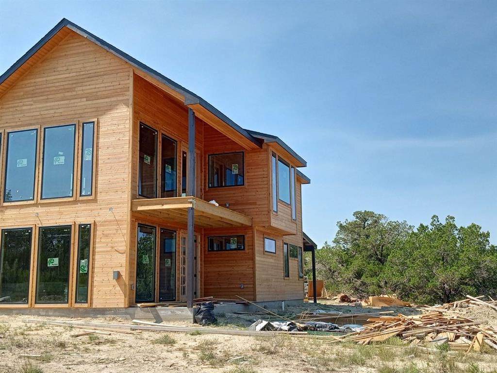 111 Hummingbird Ln - Photo 1