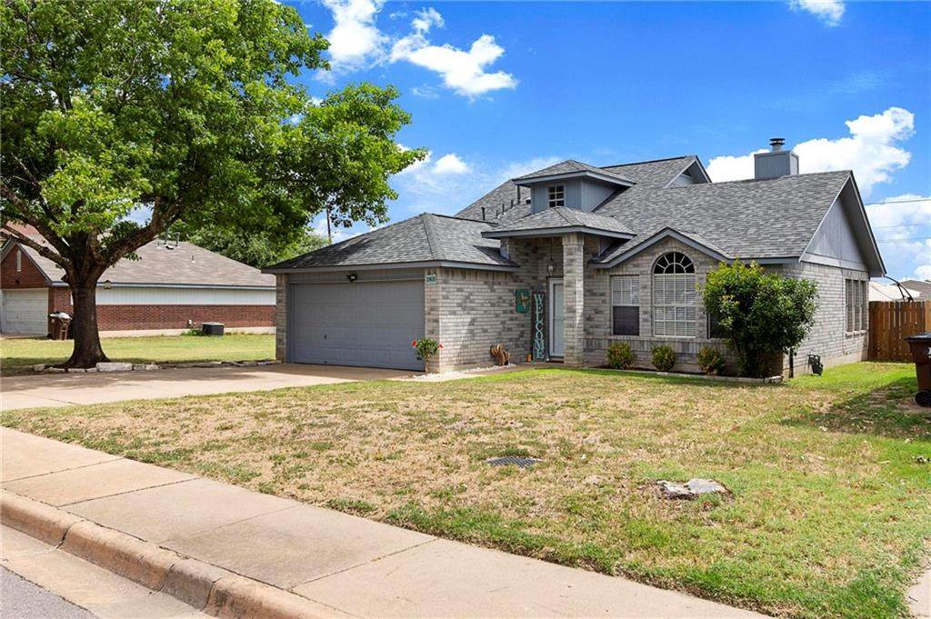 1805 Rustlers Rd - Photo 1