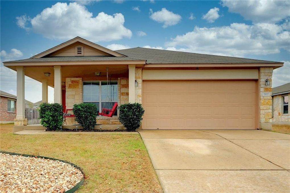 1102 Brook Dr - Photo 1