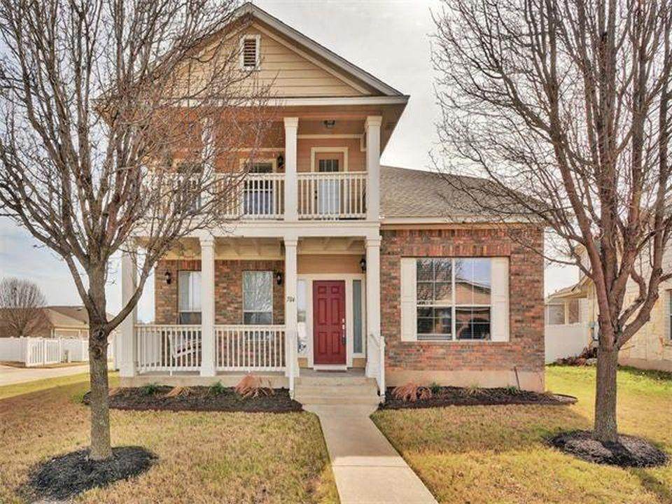 704 Bull Creek Pkwy - Photo 1