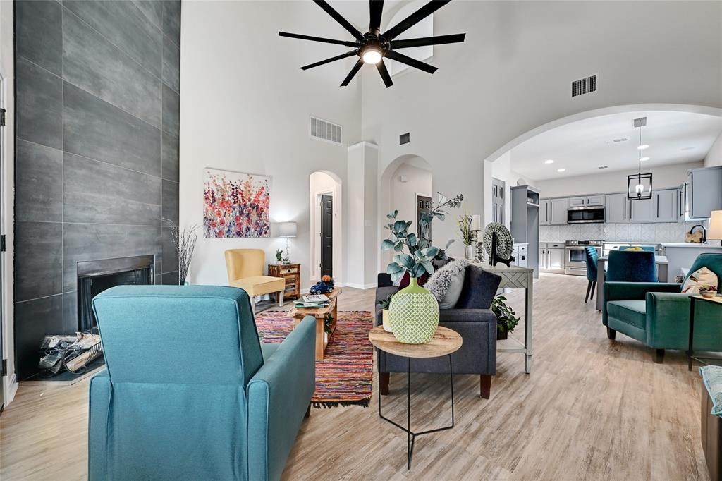 121 Gainer Dr - Photo 1