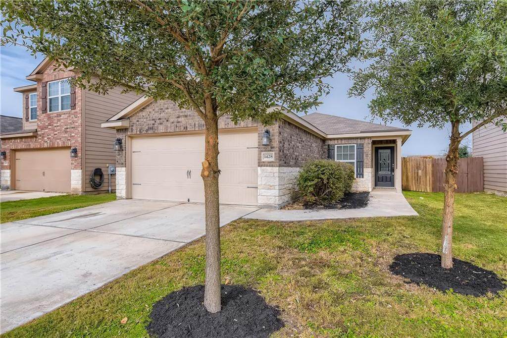1428 Treeta Trl - Photo 1