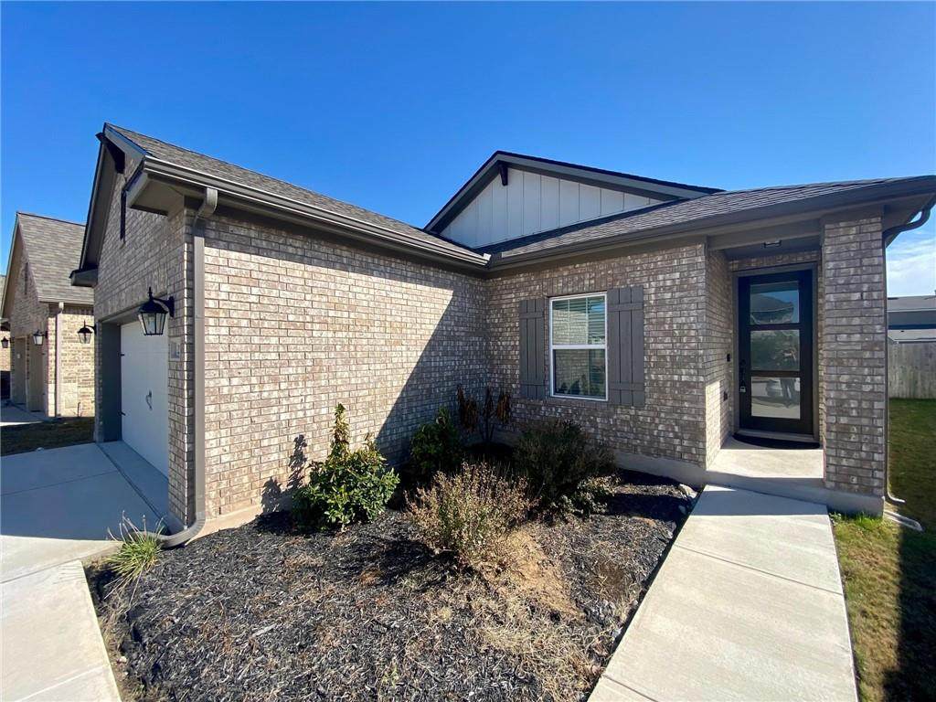 233 Split Rail Dr - Photo 1