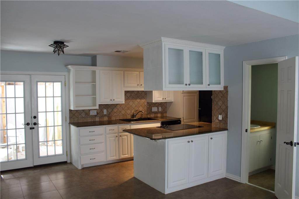 5604 Woodrow Ave - Photo 1