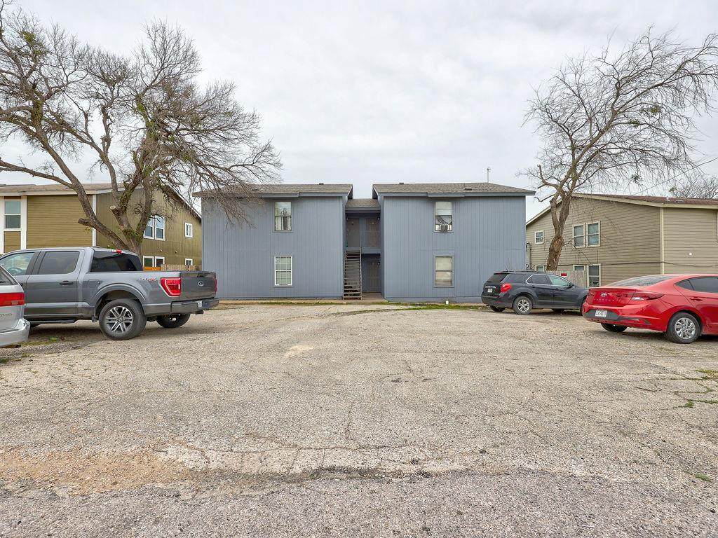 8307 Garcreek Cir - Photo 1