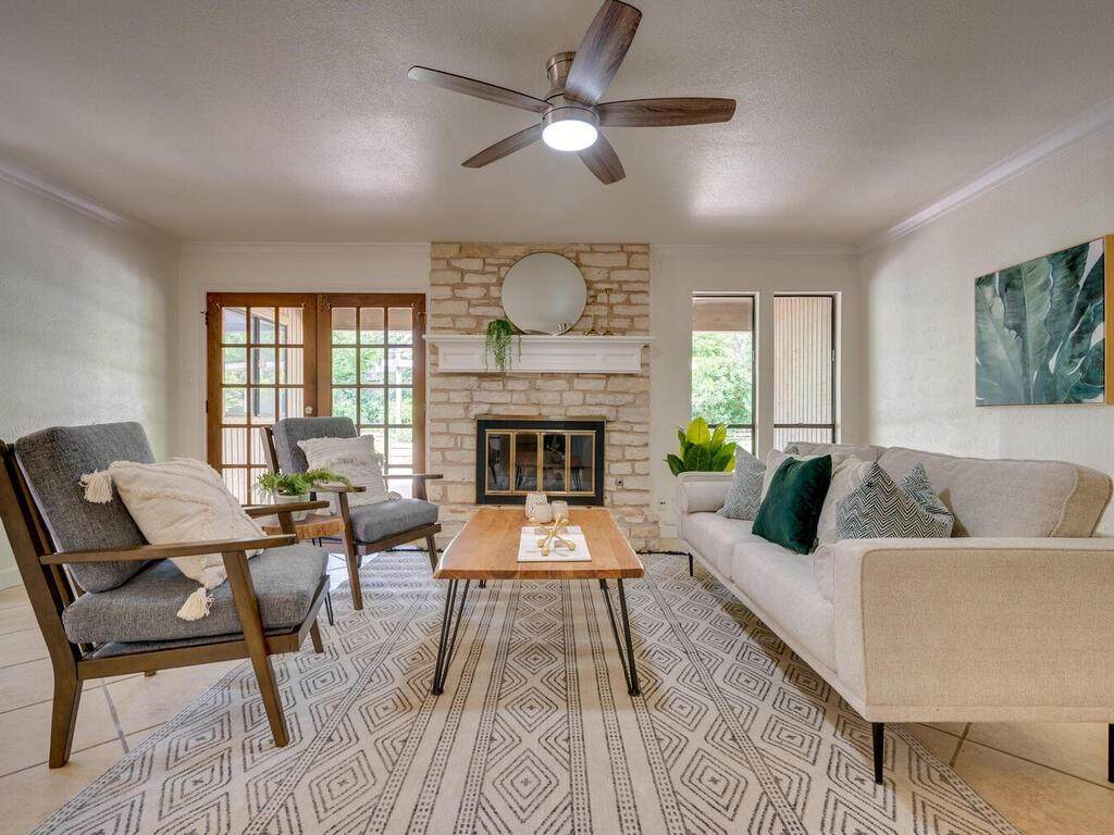2204 Stone River Dr - Photo 1