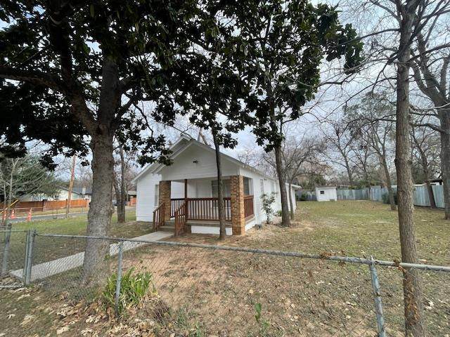 1105 1/2 Tillery St - Photo 1