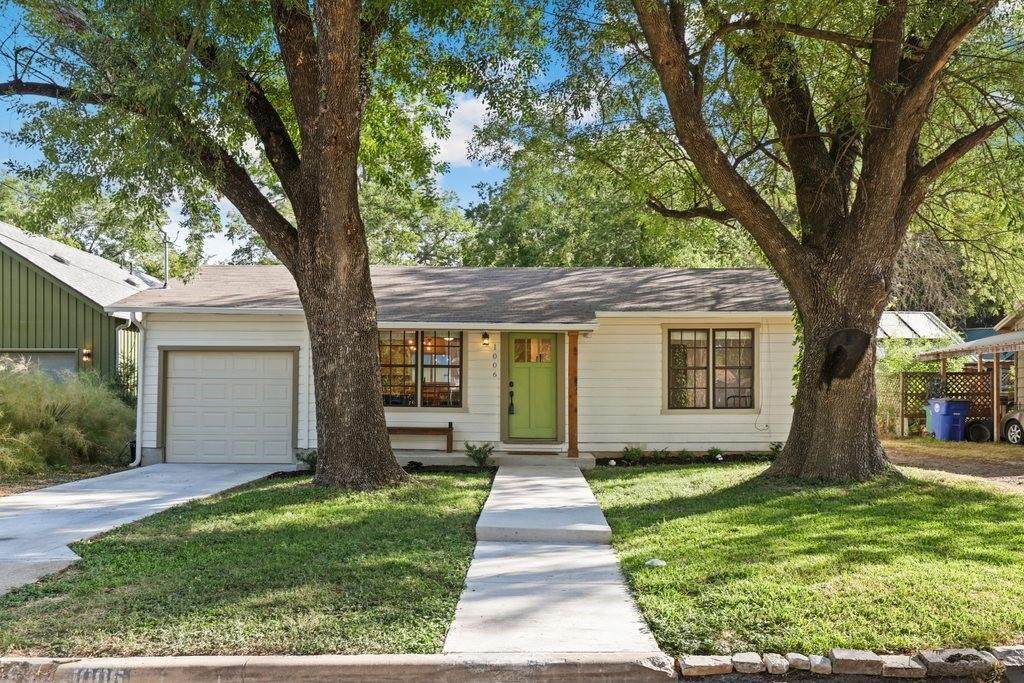 1006 Romeria Dr - Photo 1