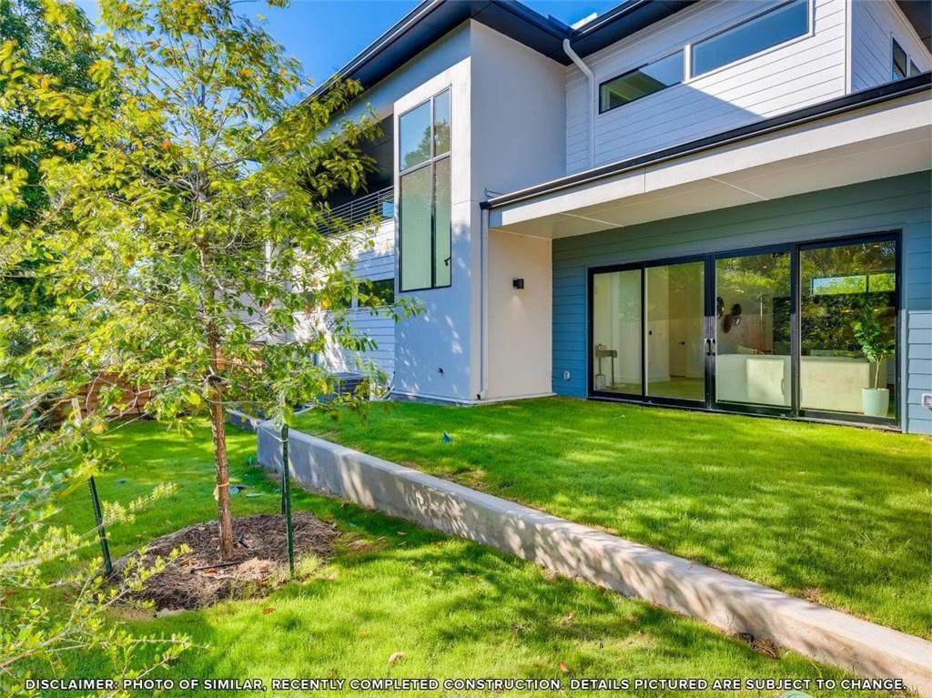 2800 Del Curto Rd - Photo 1